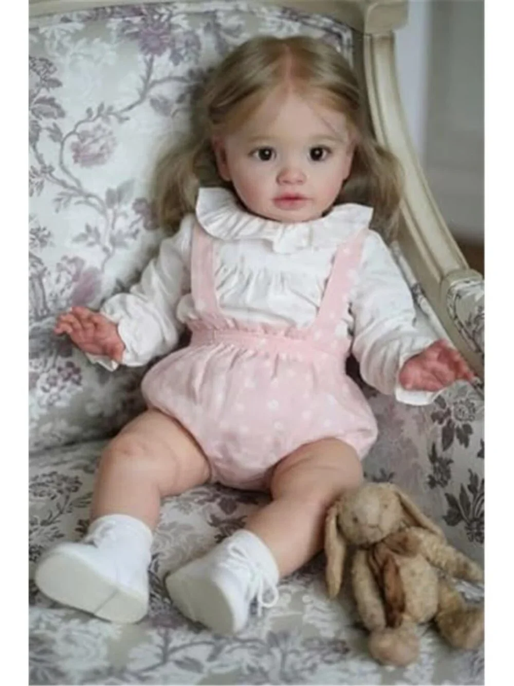 N/A 26 lifelike